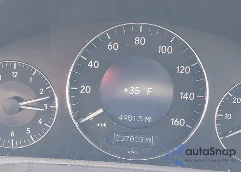 2006 Mercedes-Benz E 350 4Matic z USA, uszkodzony, nr VIN WDBUF87J06X199742